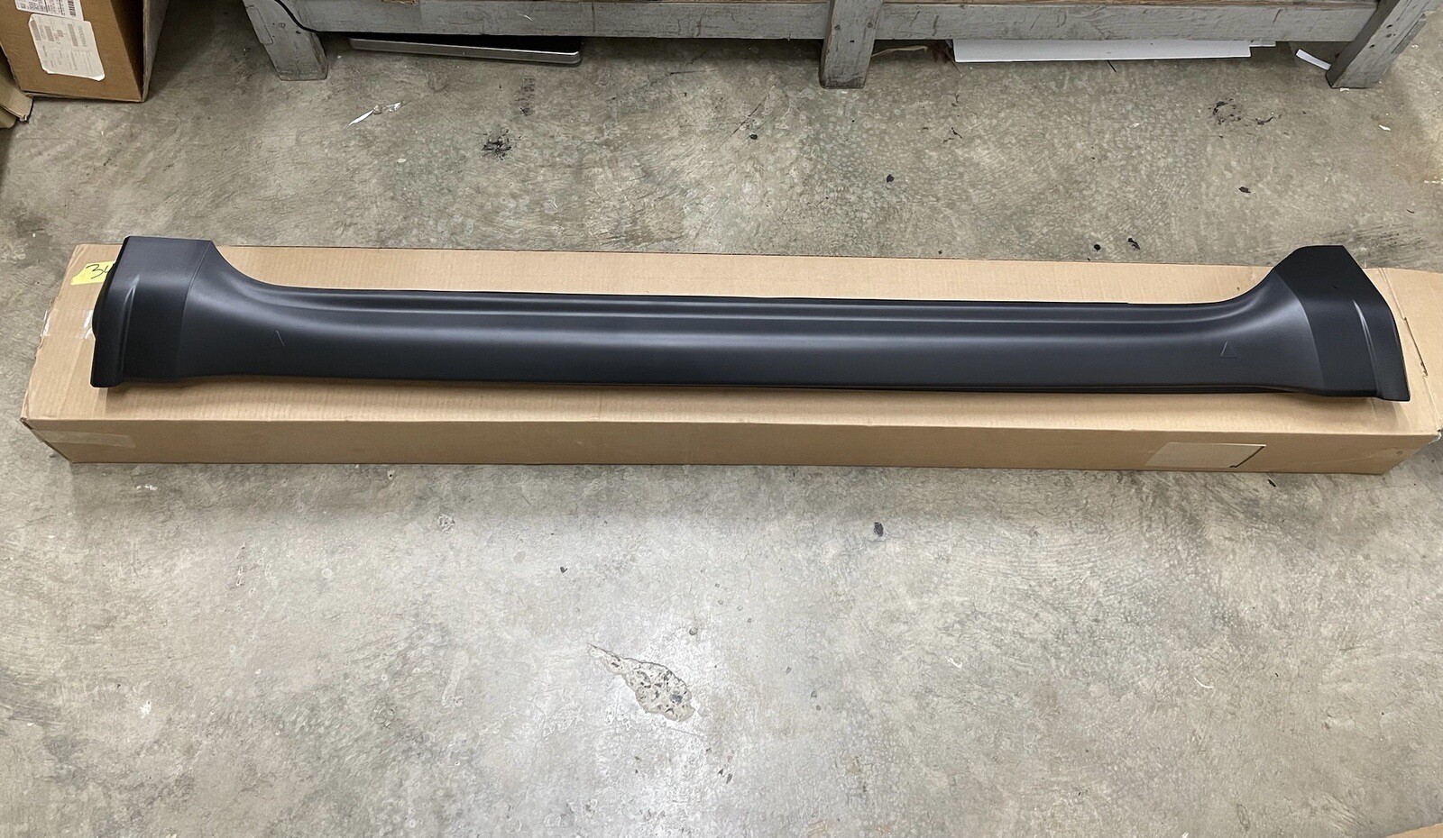 2014-2018 Jeep Grand Cherokee Passenger Rocker Panel Side Skirt NEW 5NP50RXFAA