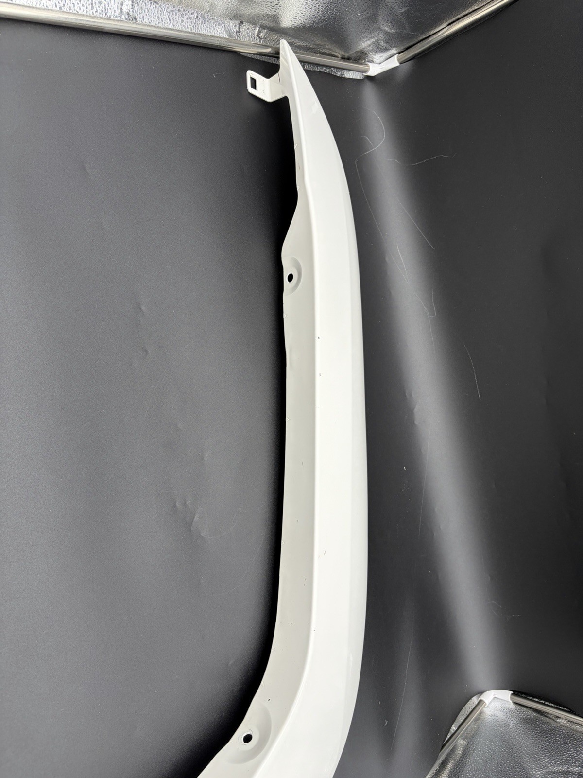 2003-2005 Toyota 4Runner Left Front Fender Flare Moulding Pearl White 53088