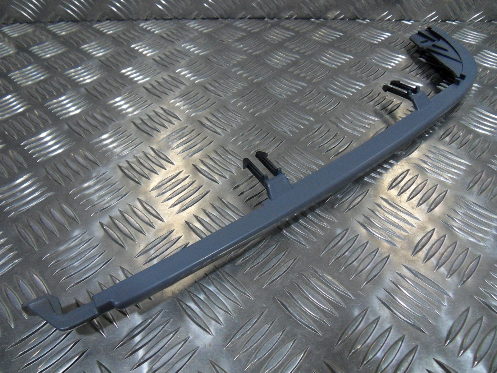 Rover 214 Mk2 Front right lower headlight trim finisher panel 1989 to 1992 NOS