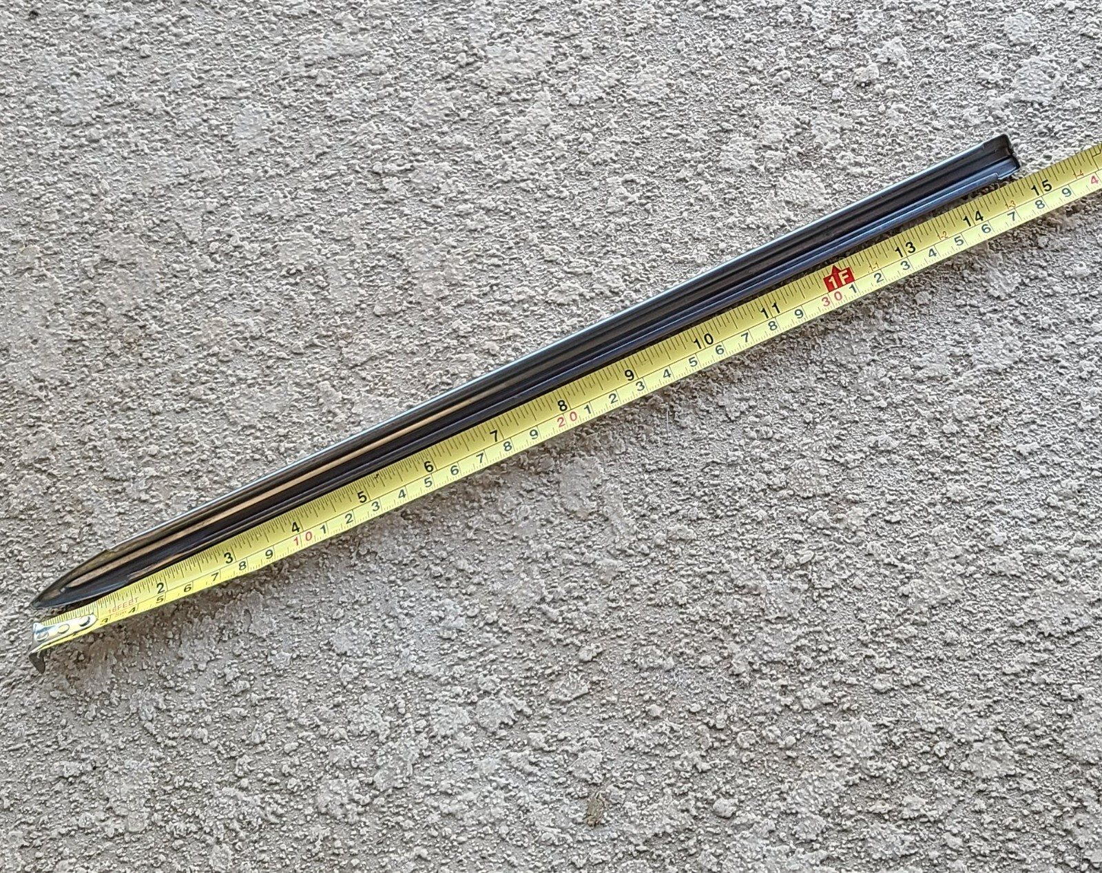73 – 76 CADILLAC COUPE DeVILLE ORIGINAL FRONT FENDER SIDE SPEAR TRIM