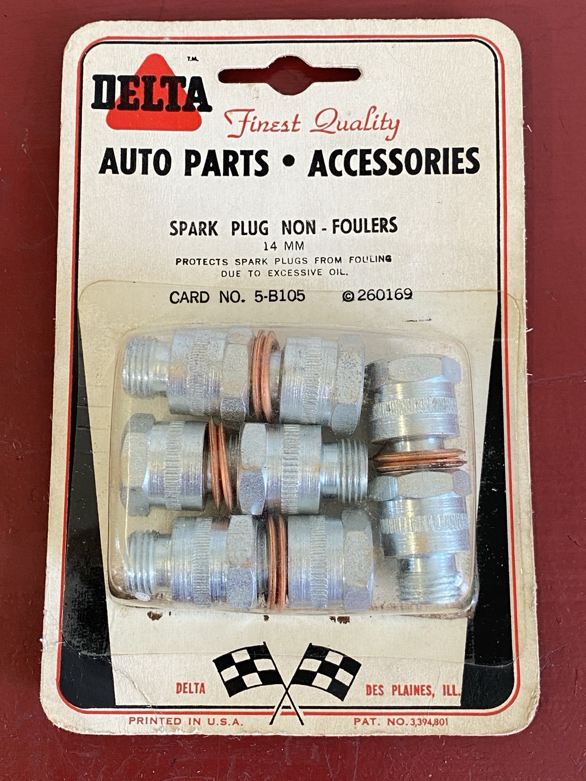 VINTAGE 14MM SPARK PLUG SYSTEM ACCESSORY SET OF 8 SERVICE STATION DISPLAY