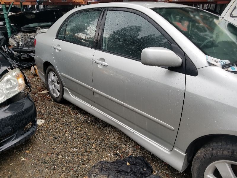 2004 TOYOTA COROLLA S PASSENGER SIDE REAR QUARTER GLASS