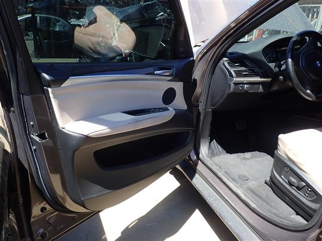 QUARTER MOULDING OEM 2011 BMW X5 51777163560