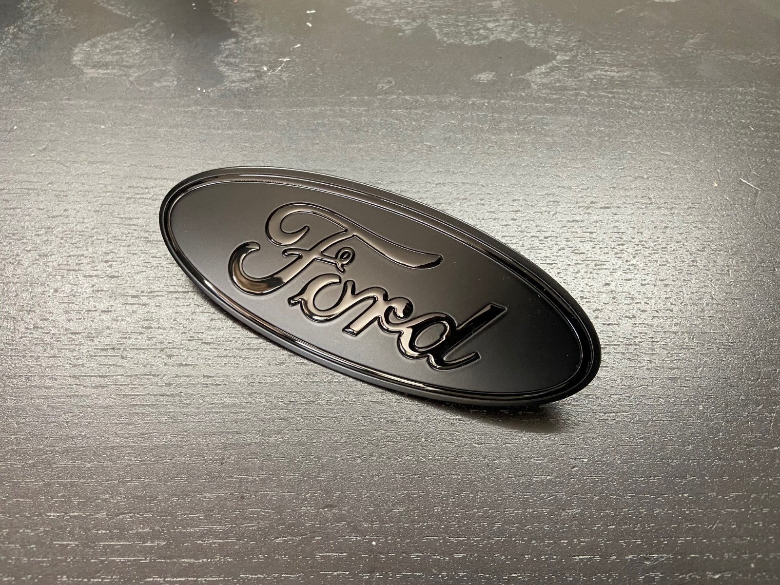 Premium Bronco (Full & Sport) rear emblem in gloss & flat black for 2026-2027