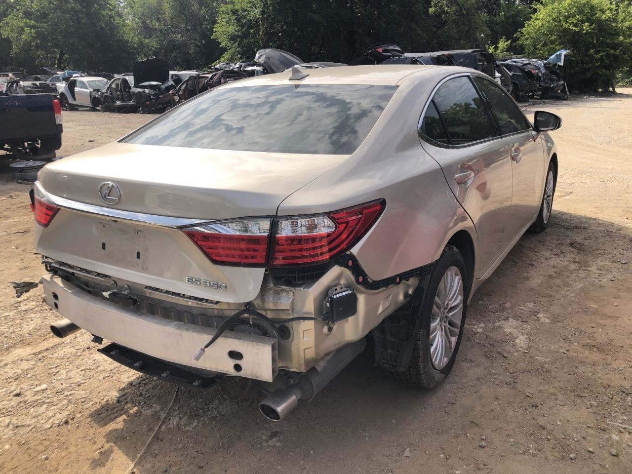 2013 2014 2015 LEXUS ES350 Silver Upper Grille w/o Pre-crash System 958082