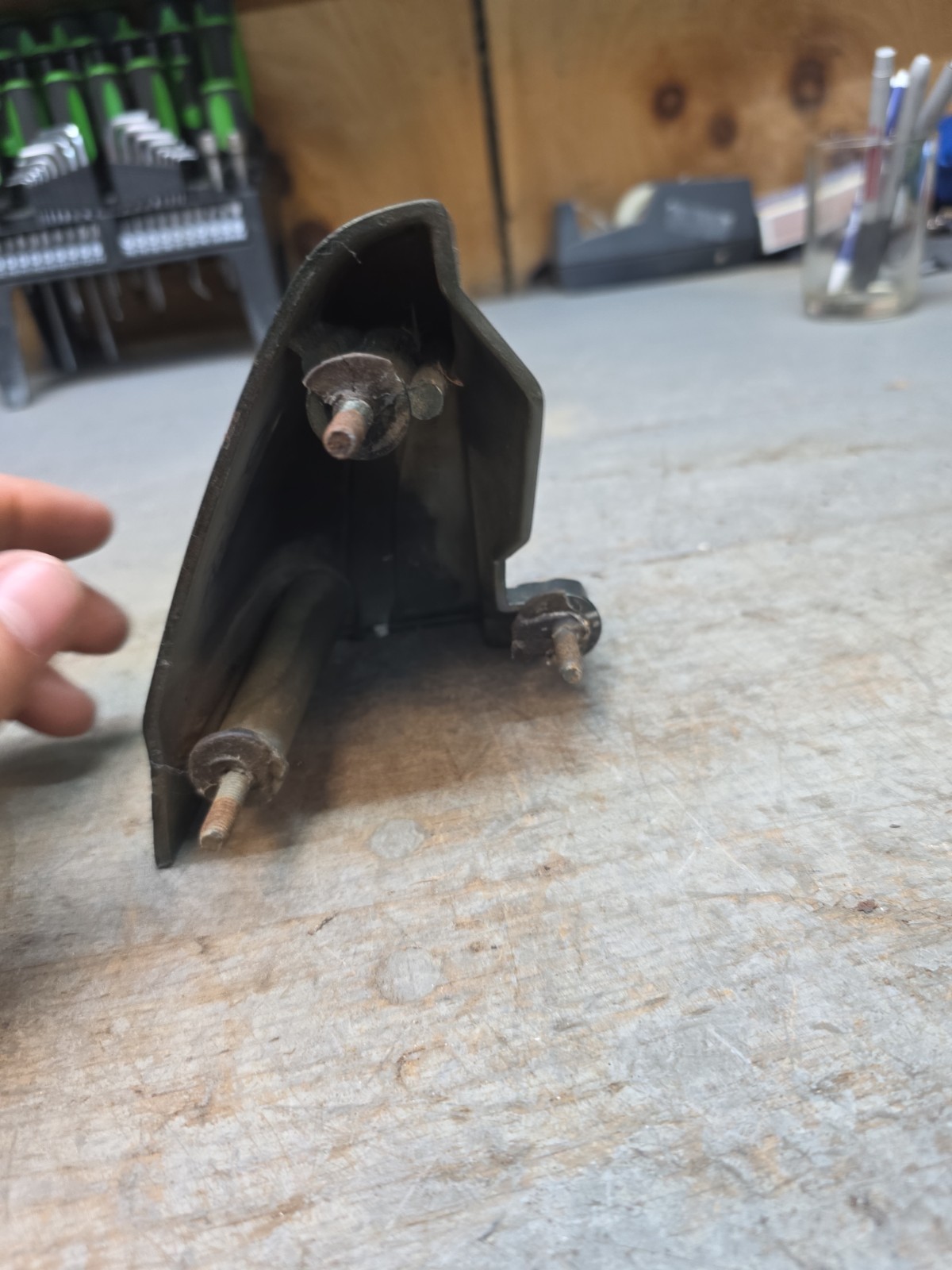 1984 1985 1986 1987 1988 BUICK CENTURY Right REAR QUARTER EXTENSION FILLER