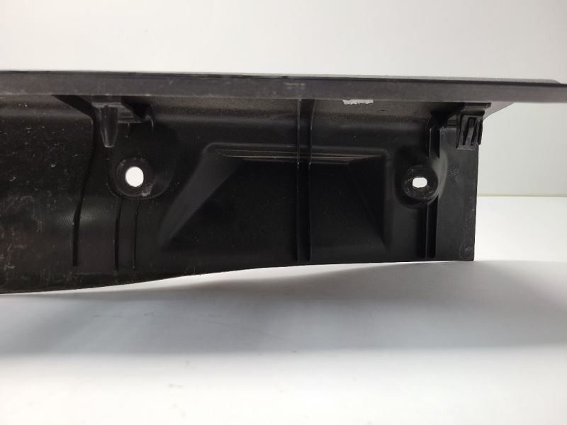 2013-2019 FORD ESCAPE LOWER LIFTGATE MOULDING