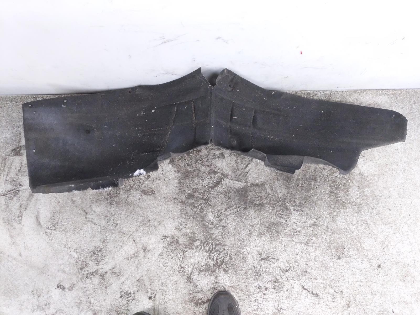 2016-2025 Chevrolet Malibu Rear Passenger Inner Quarter Wheel Liner 84188321