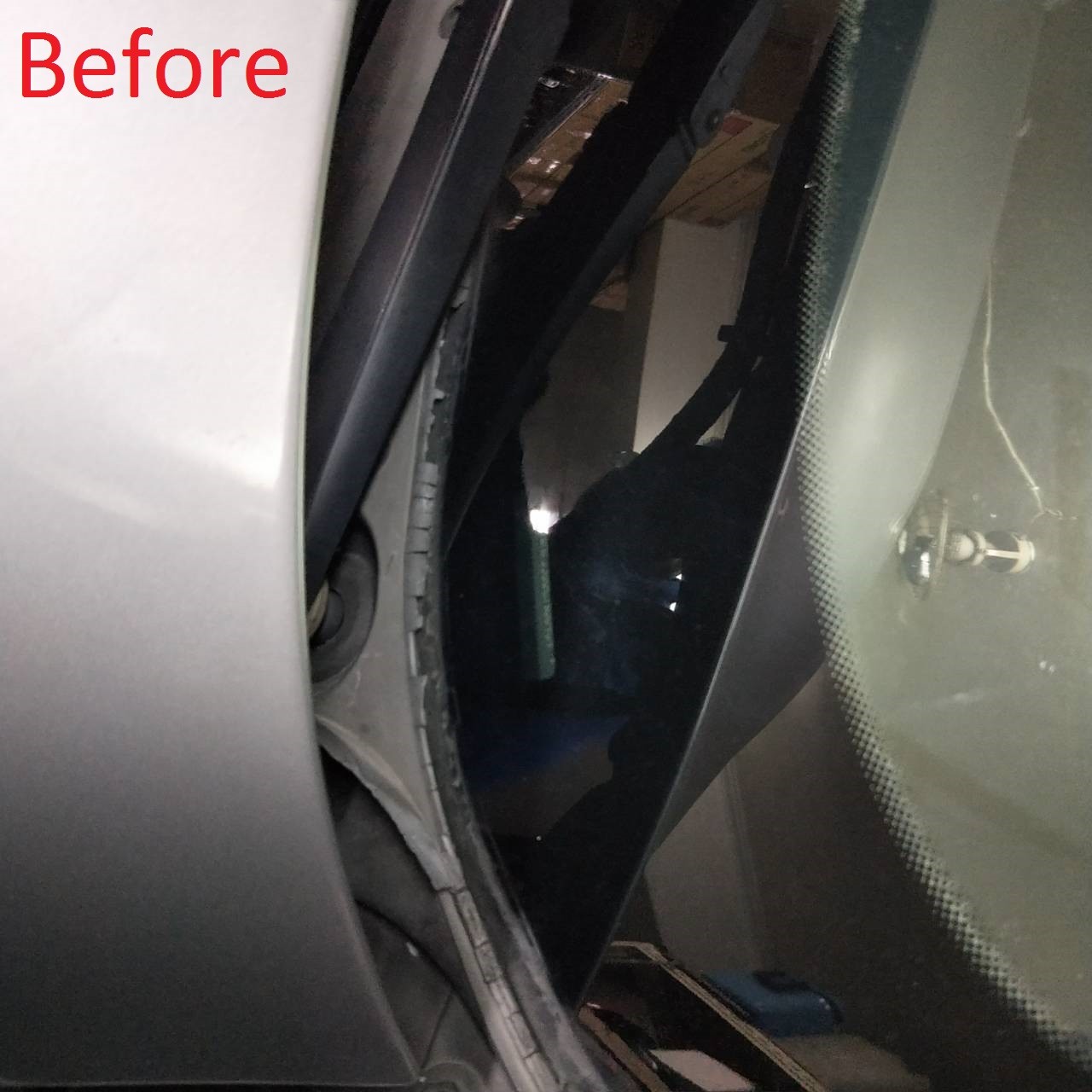 Ford Fiesta/Focus MK7 Windshield Wiper Cowl Cover Rubber Strip