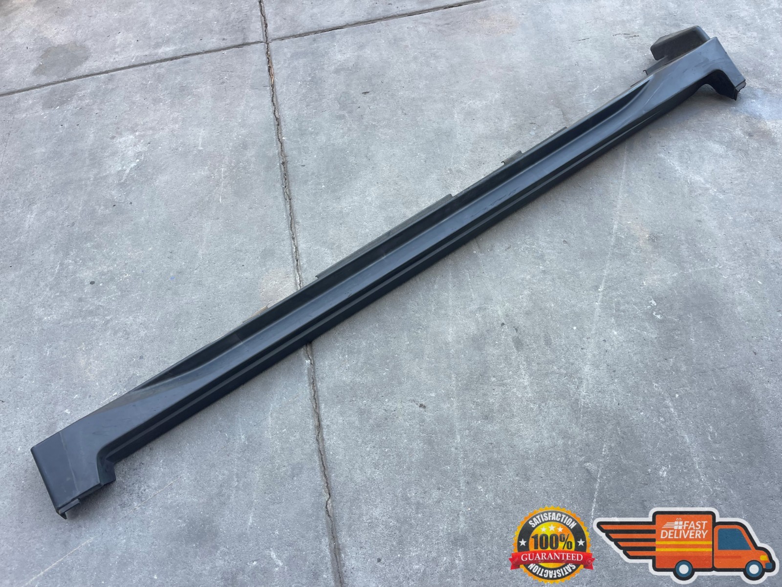 2014-2020 NISSAN ROGUE RIGHT PASSENGER SIDE SKIRT ROCKER PANEL MOLDING OEM 14-20