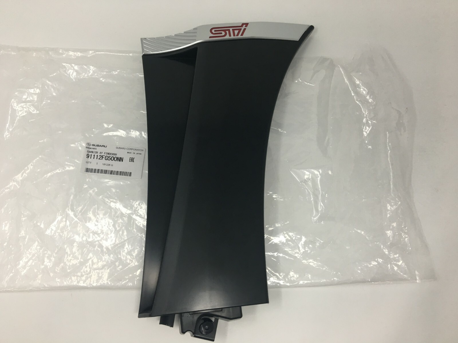 2011-2014 Subaru Impreza WRX STi Right Fender Molding Garnish 91112FG500NN OEM