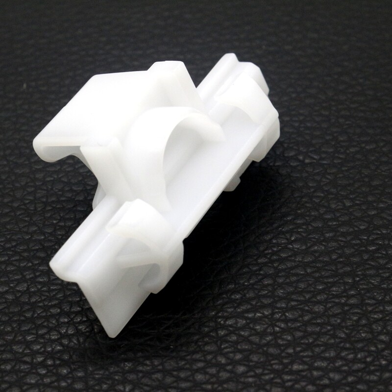 10Pcs Rocker Moulding Clip For Mercedes C300 C350e C400 C43 AMG C63 AMG C450 AMG
