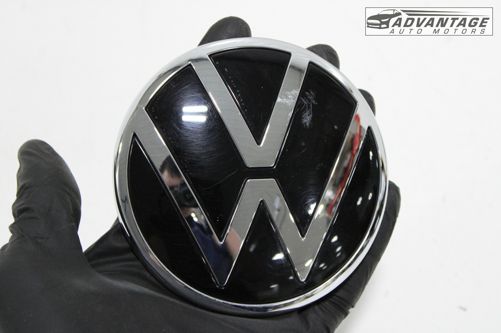 2022-2024 VOLKSWAGEN TAOS REAR TAILGATE LIFTGATE HATCH EMBLEM LOGO OEM