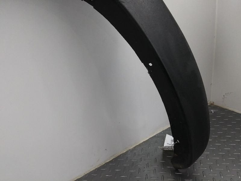 SILVRDO25 2005 Fender Moulding Passenger Rear Black Text. 352472