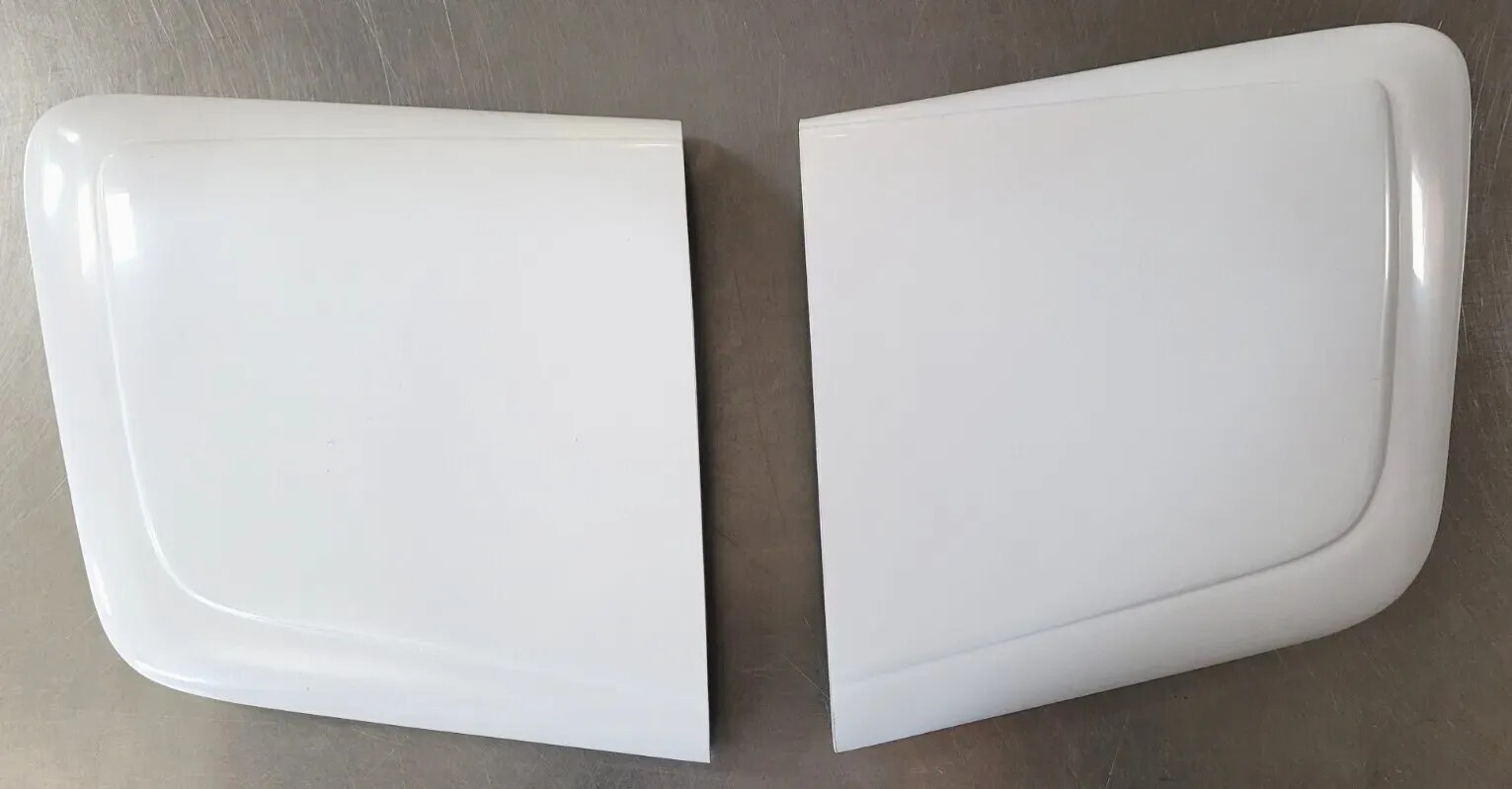 1965-1966 FORD MUSTANG SHELBY GT350 STYLE, FIBERGLASS SIDE SCOOPS VENTS