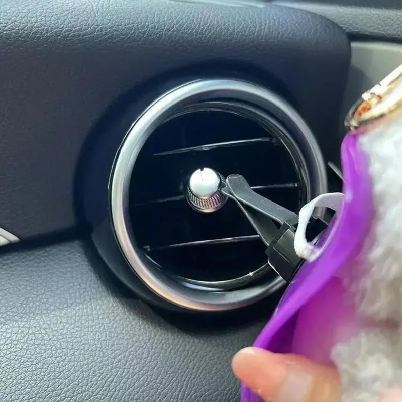 Car Vent Clip Decorative Fragrances Dispenser Simple grip Design Universal for A