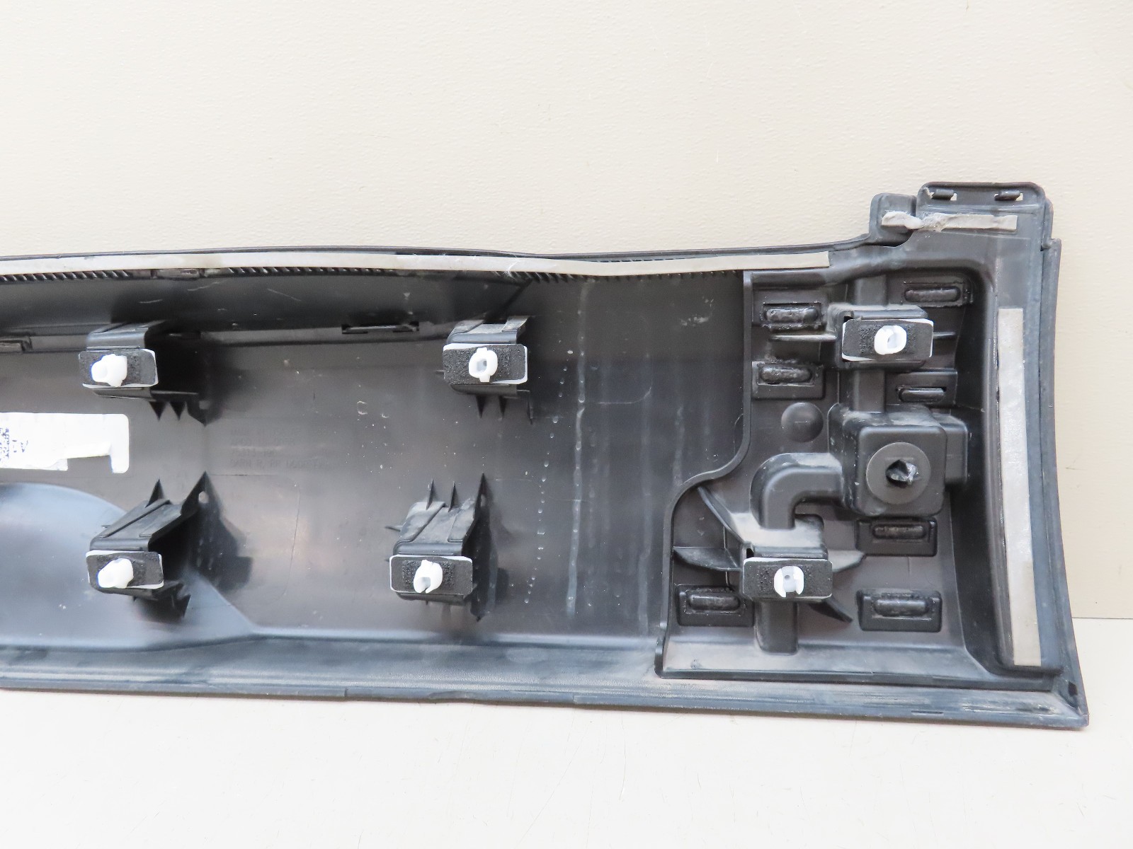 2023-2025 HONDA PILOT REAR RIGHT SIDE LOWER DOOR MOULDING OEM 75313-T90