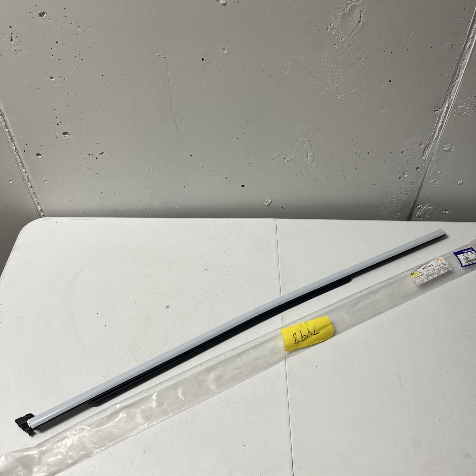 New 2019-2026 Volvo V60 Cross Country Right Rear Belt Molding Seal 32274410 OEM