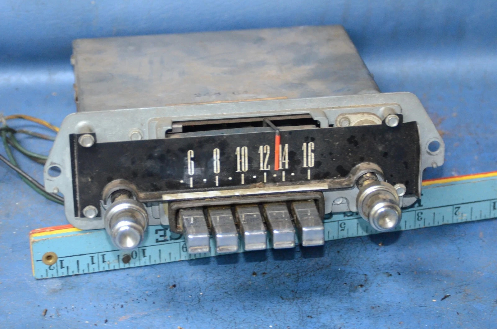 Vtg 1965-66 Ford Galaxie 500 XL Push Button AM Radio w/ Dial Knob Dash Trim 5TBF