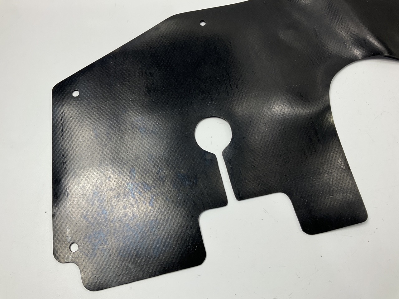 NEW AFTERMARKET Front Fender Splash Shield For Cadillac 08 CTS, 08-11 STS