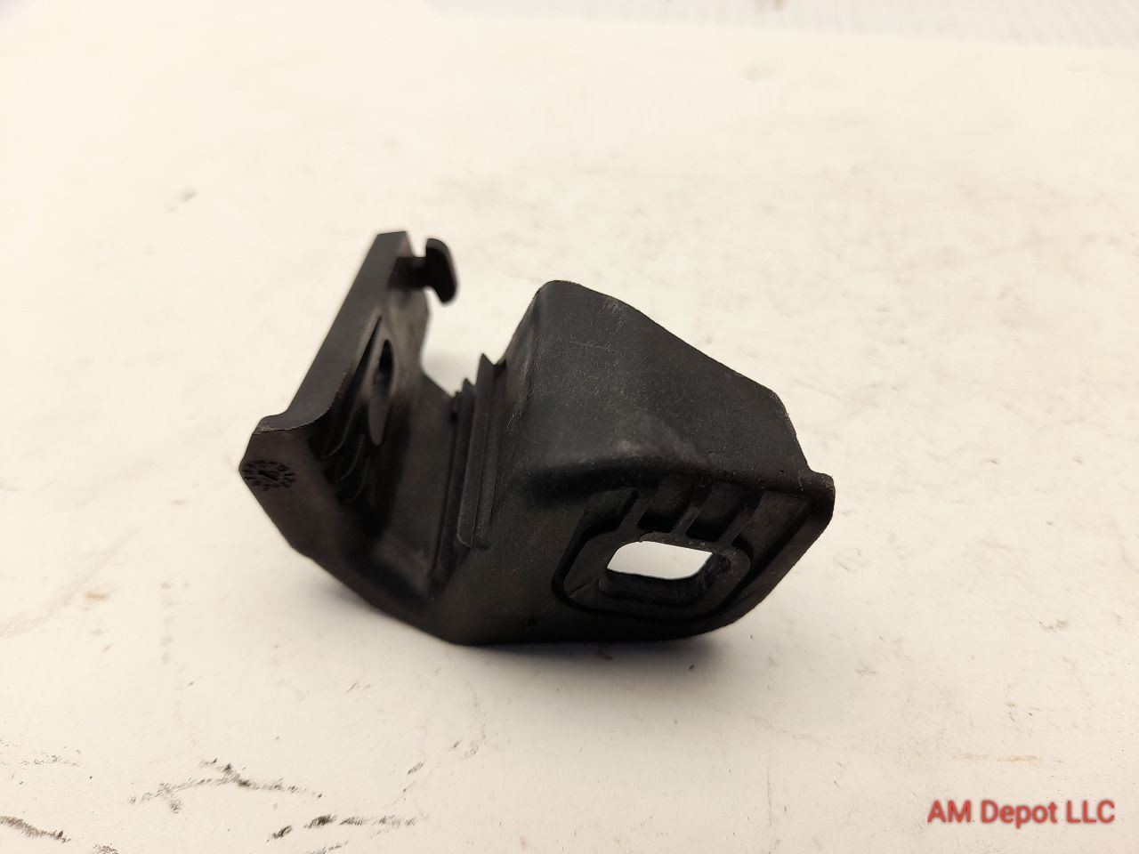 2014 BMW 320i 328i 335i 340i 330i F30 Right Headlight Bracket 51647285598