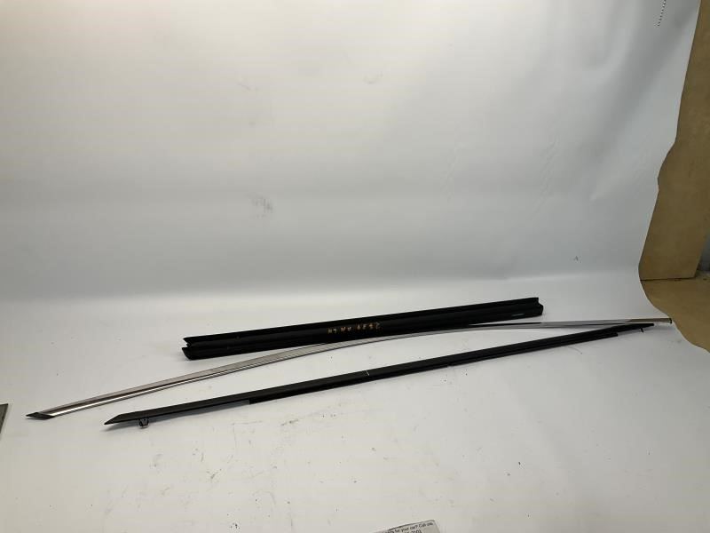 19 20 21 Mazda 3 Sedan 2.5 FWD Exterior Front Left Door Side Moulding Set Of 3 B