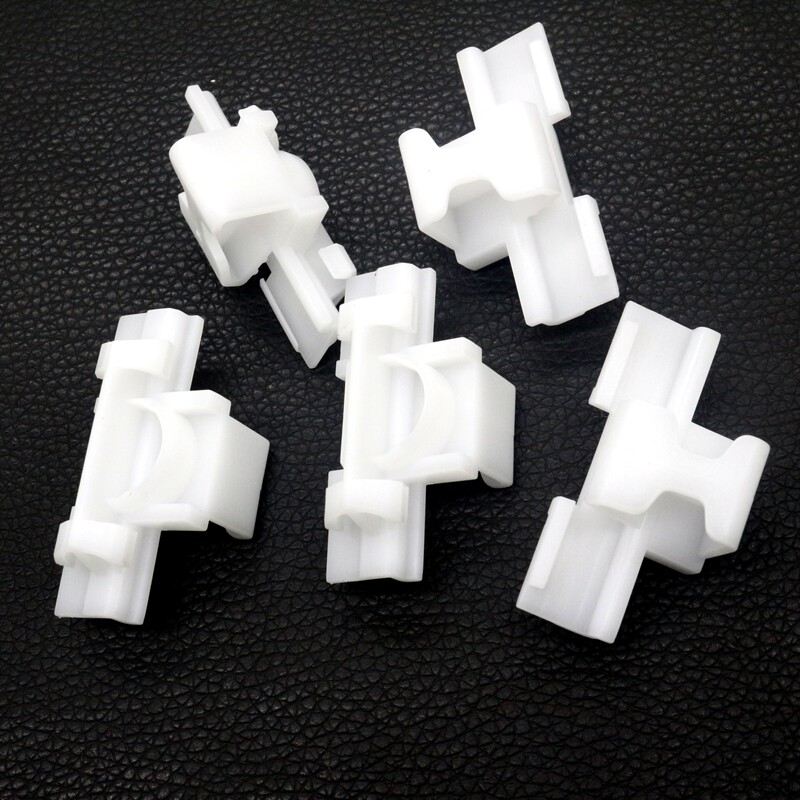 10Pcs Rocker Moulding Clip For Mercedes C300 C350e C400 C43 AMG C63 AMG C450 AMG