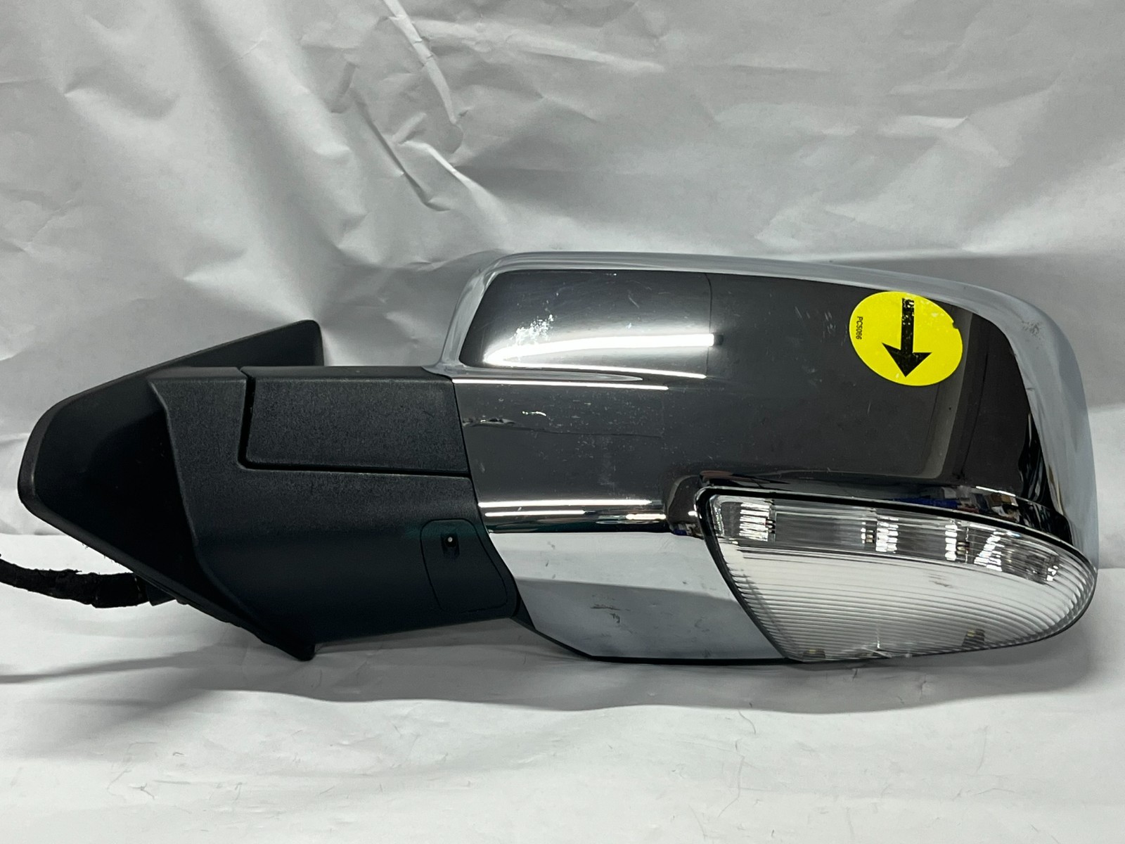 2014-2020 DODGE RAM 1500 DRIVER LEFT POWER HEATED DOOR MIRROR CHROME 68231243AI