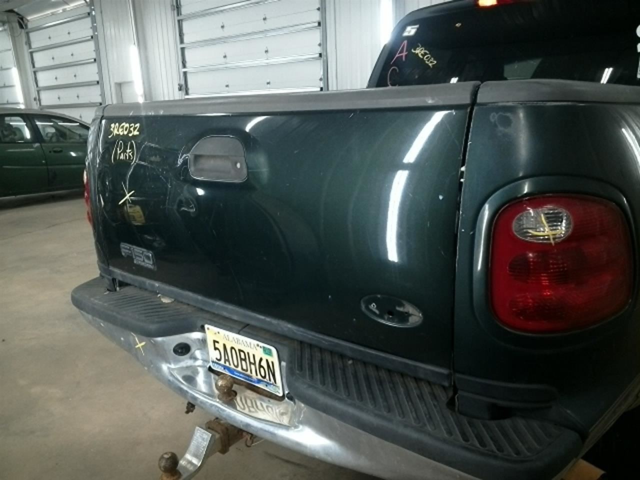 F150 2001 Cowl Vent Panel 104852732