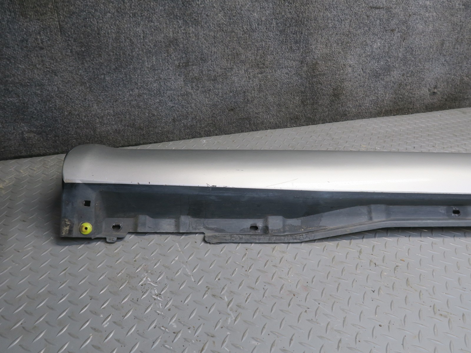02-05 LEXUS Z40 SC430 SET OF 2 LEFT & RIGHT SIDE SKIRT ROCKER PANEL SILVER OEM