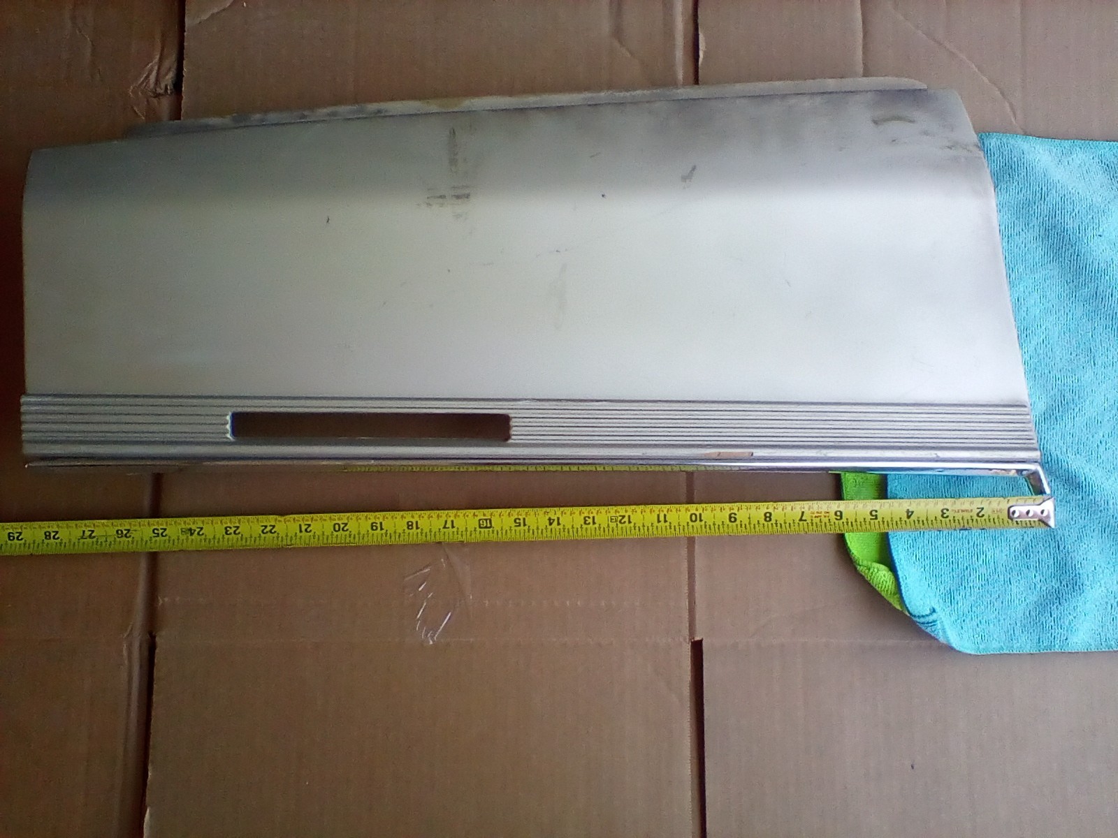 1989-90 Cadillac Sedan deville left passenger side rear quarter panel molding