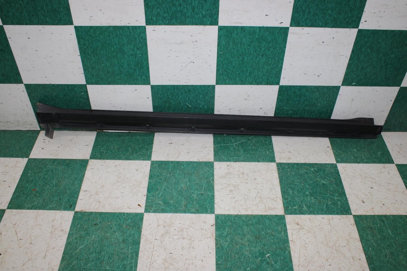 10-24 4 Runner Black Molding Passenger Right RH Rocker Side Skirt Panel OEM OE