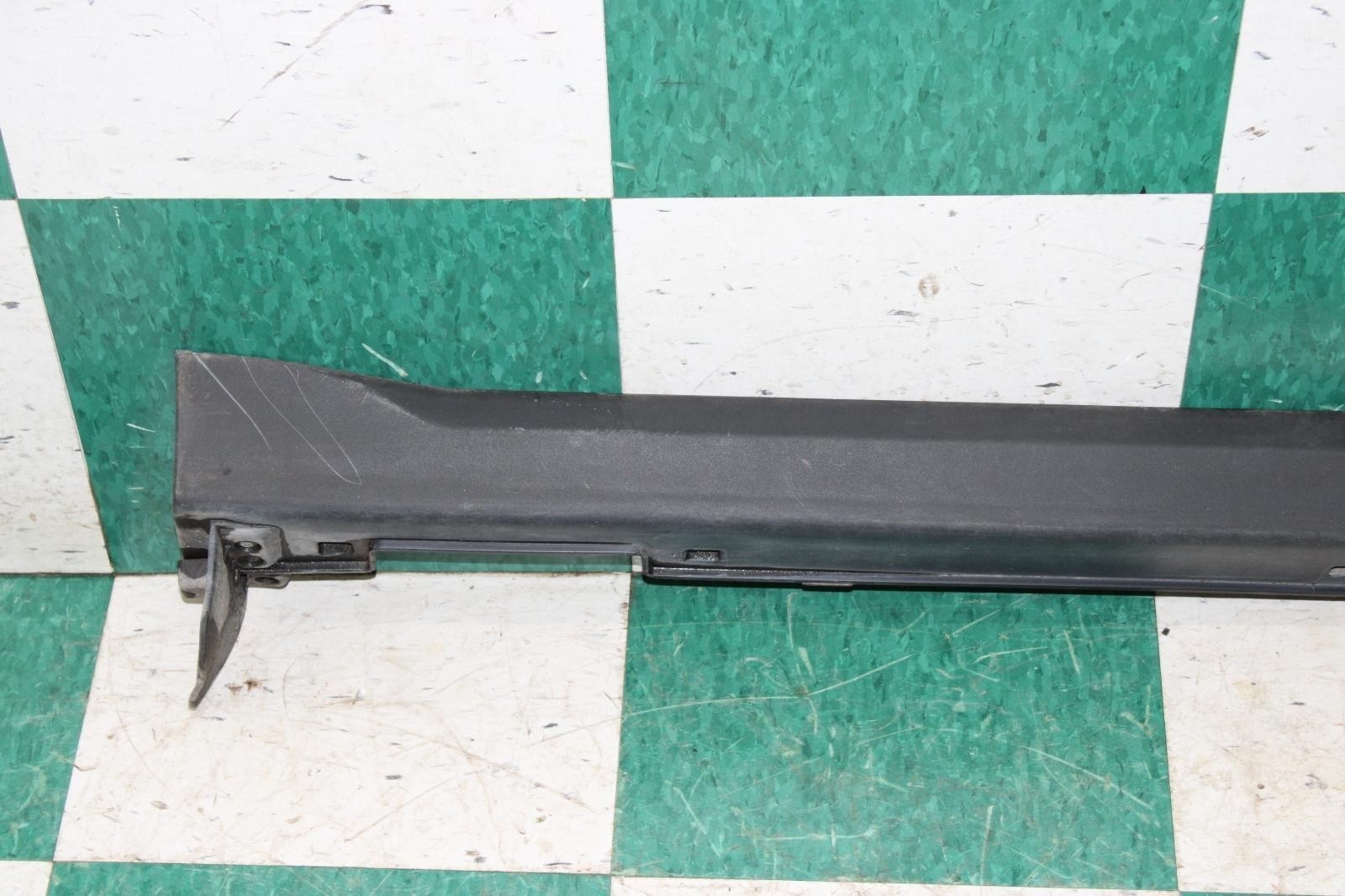 16-20 Sorento Black Passenger Right RH Side Skirt Rocker Molding Trim Unit OEM