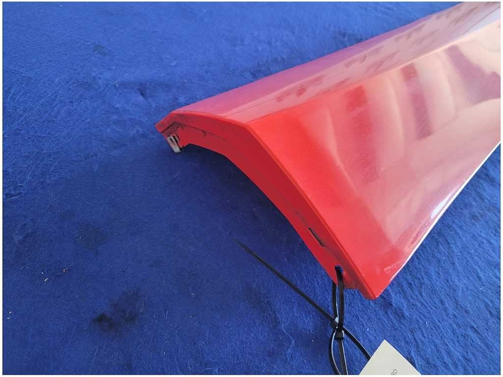 2010-2015 Chevrolet Camaro SS Driver Left Lower Rocker Panel Molding 2882