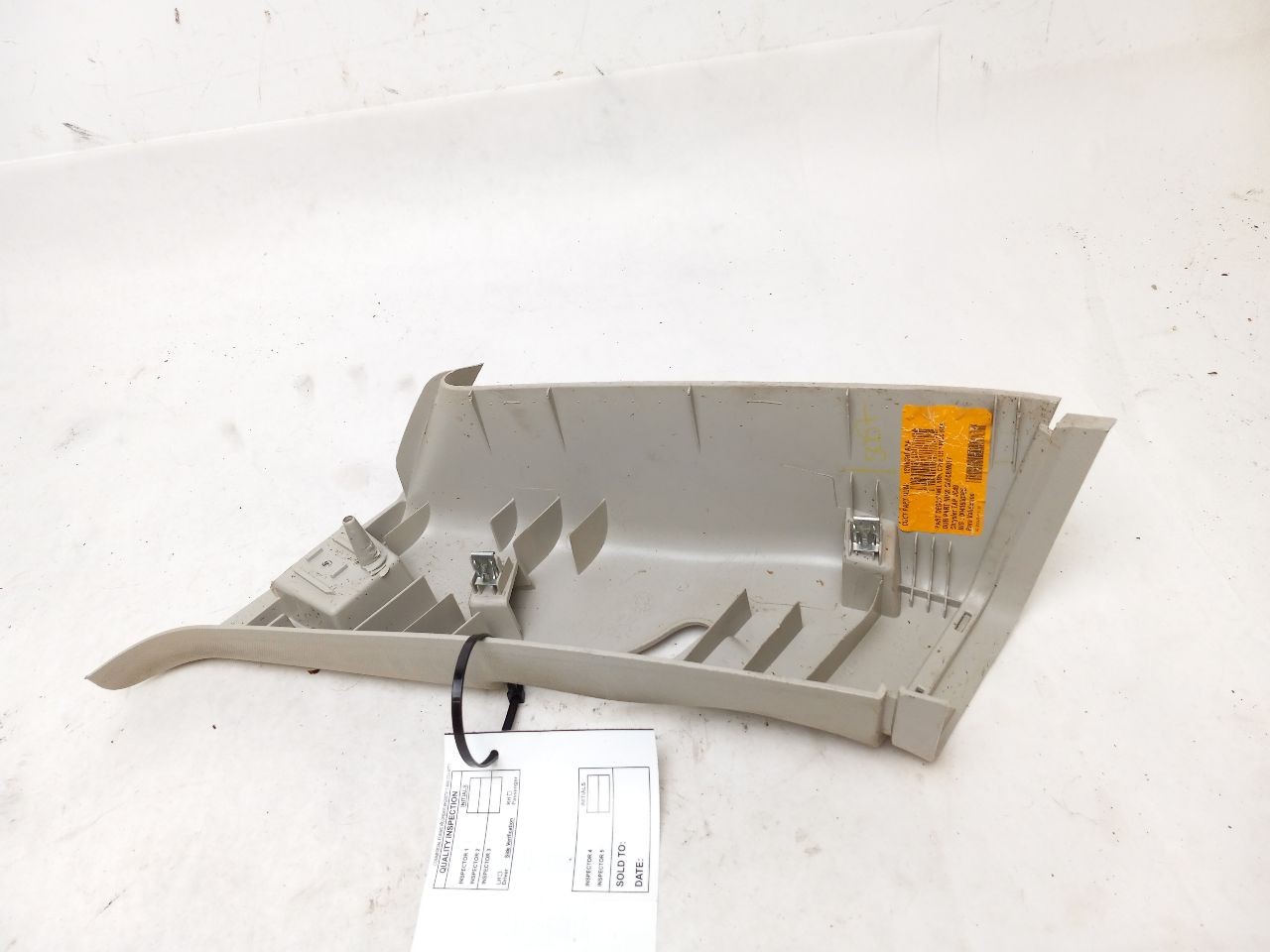 REAR LEFT UPPER C PILLAR COVER FOR DODGE JOURNEY 2009 – 2020 OEM