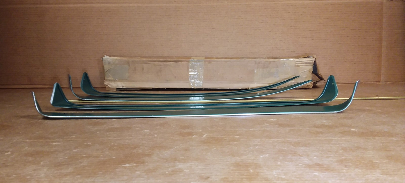 NOS 53 54 Chevy 210 150 2dr sedan G12 Accessory Ventshade Kit 1953 1954 986659