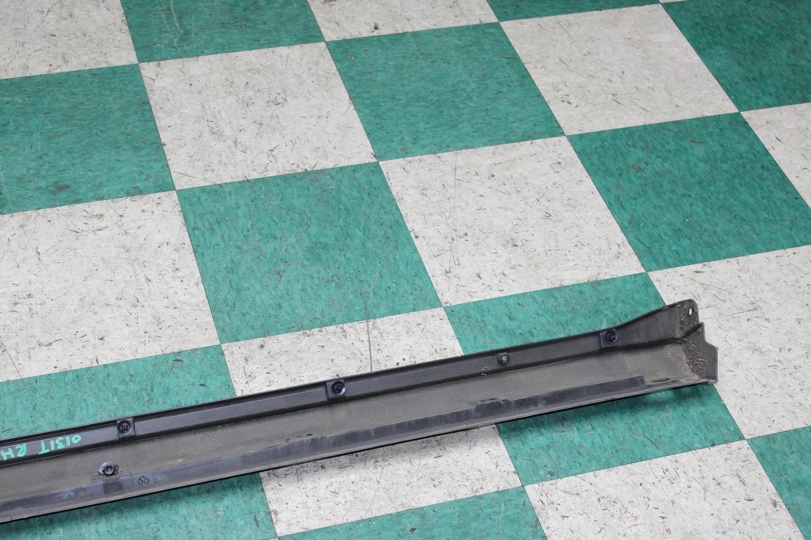 10-24 4 Runner Black Passenger Right RH Side Skirt Rocker Molding Unit OEM OE OE