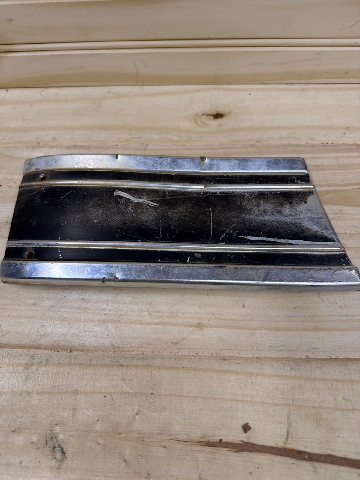 69 70 71 72 Chevrolet Truck C10 C20 C30 RH Front Lower Fender Molding Trim OEM