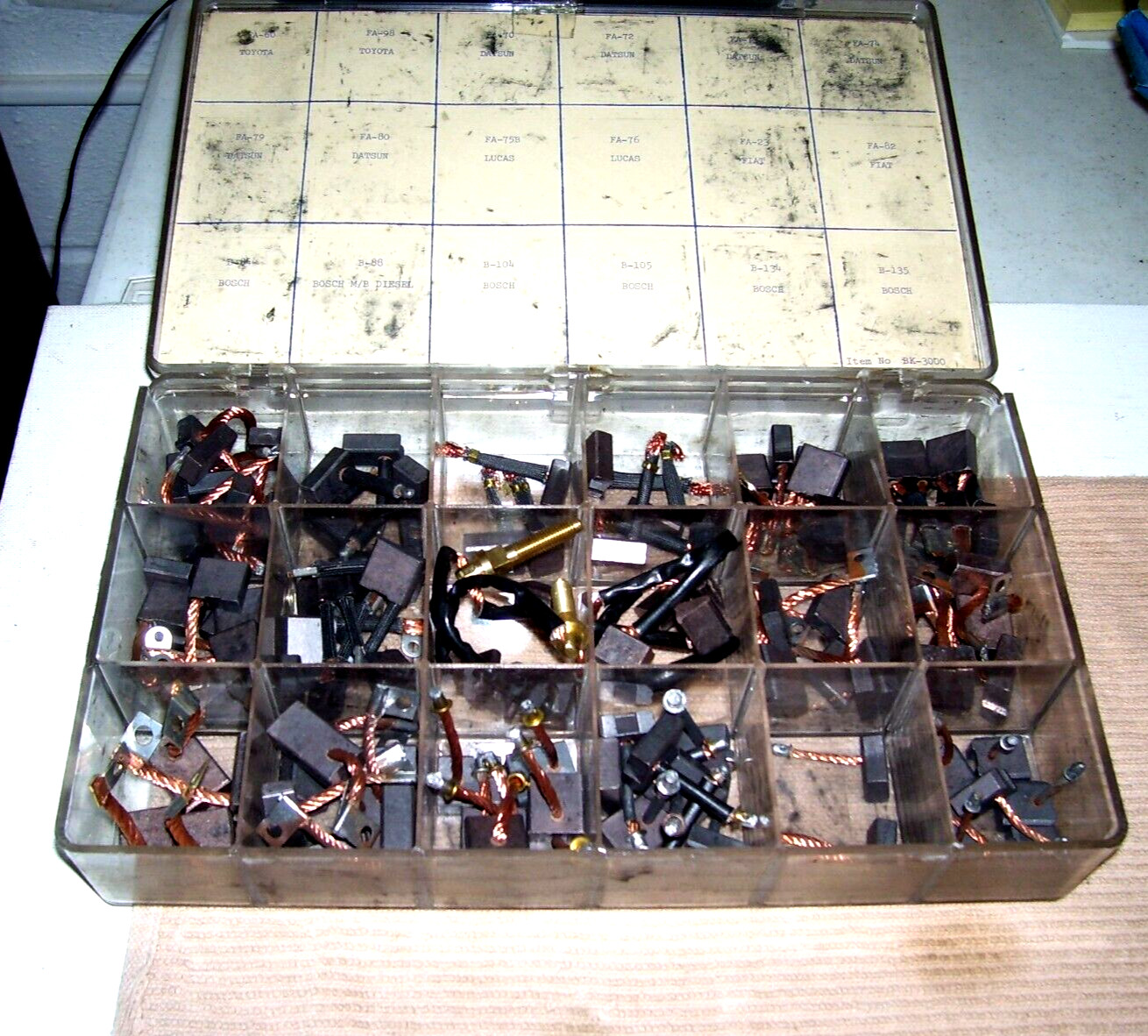 VTG ELECTRICAL STARTER BRUSH ASSORTMENT, AMSCO, FOREIGN CAR, AUTO