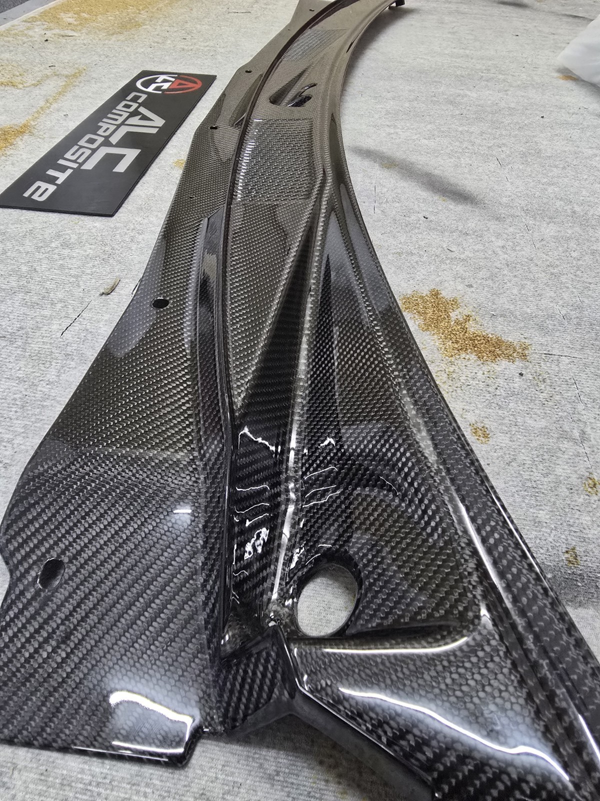 Fit for USDM LHD Nissan Silvia S15/S14/200sx Dry Carbon Wiper Cowl
