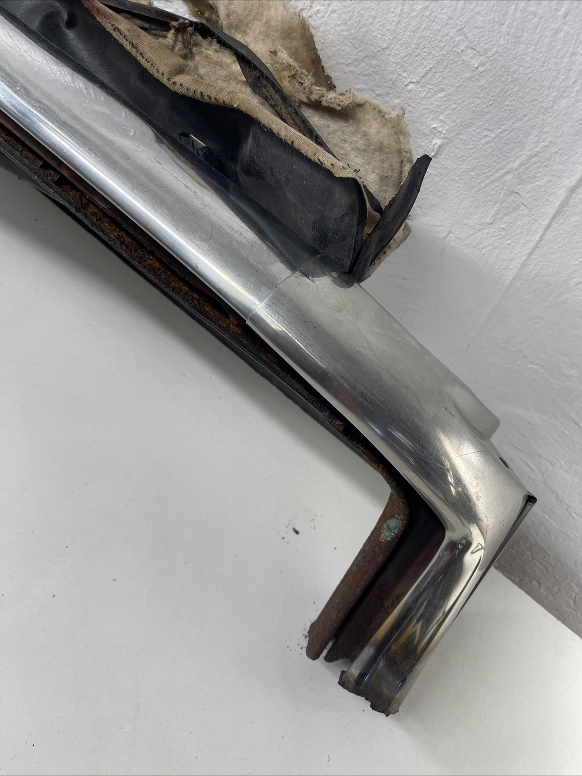 1963 64 Impala Convertible Windshield Header With Trim a3
