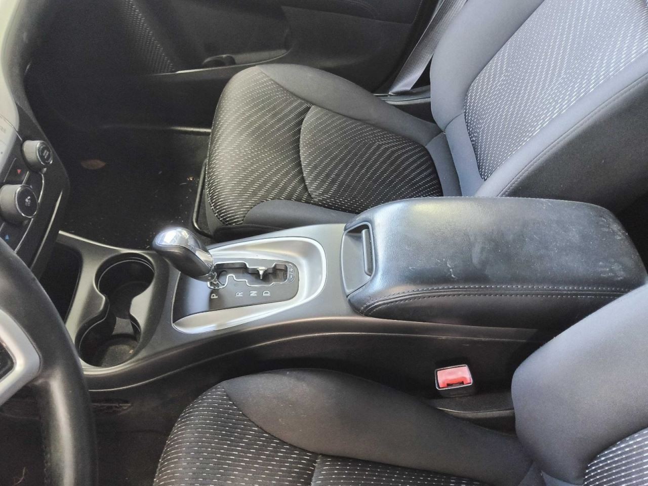 Driver Side JOURNEY 2015 Rocker Panel Moulding 637073
