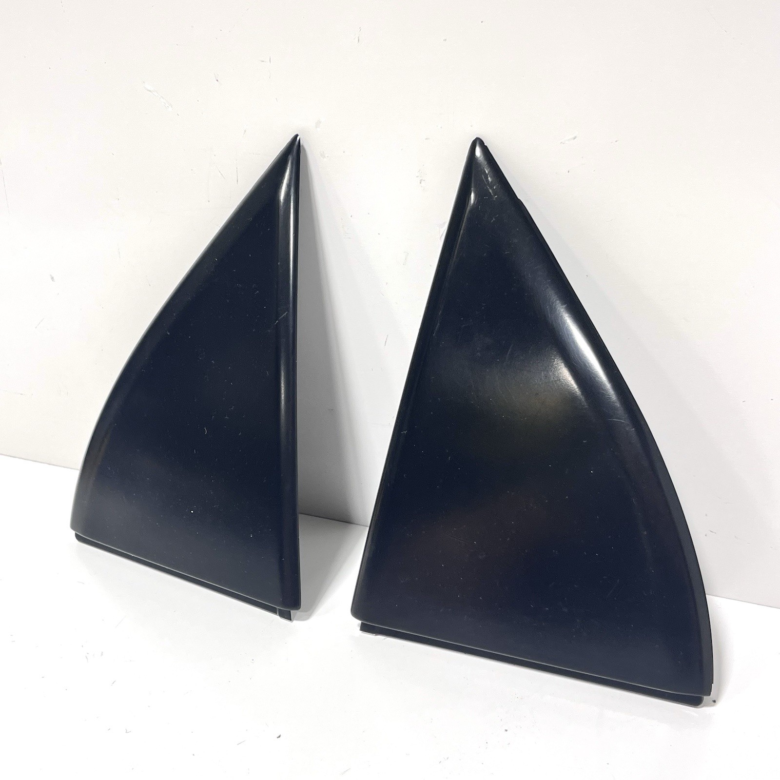 92-95 Honda Civic 4D REAR DOOR CORNER GARNISH EXTERIOR TRIM Set Left & Right OEM