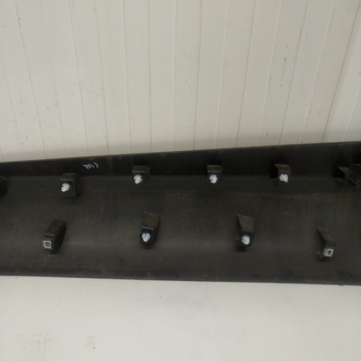 2020-2024 RENAULT CAPTUR MK2 Lower Door Moulding Right Front 801864042R