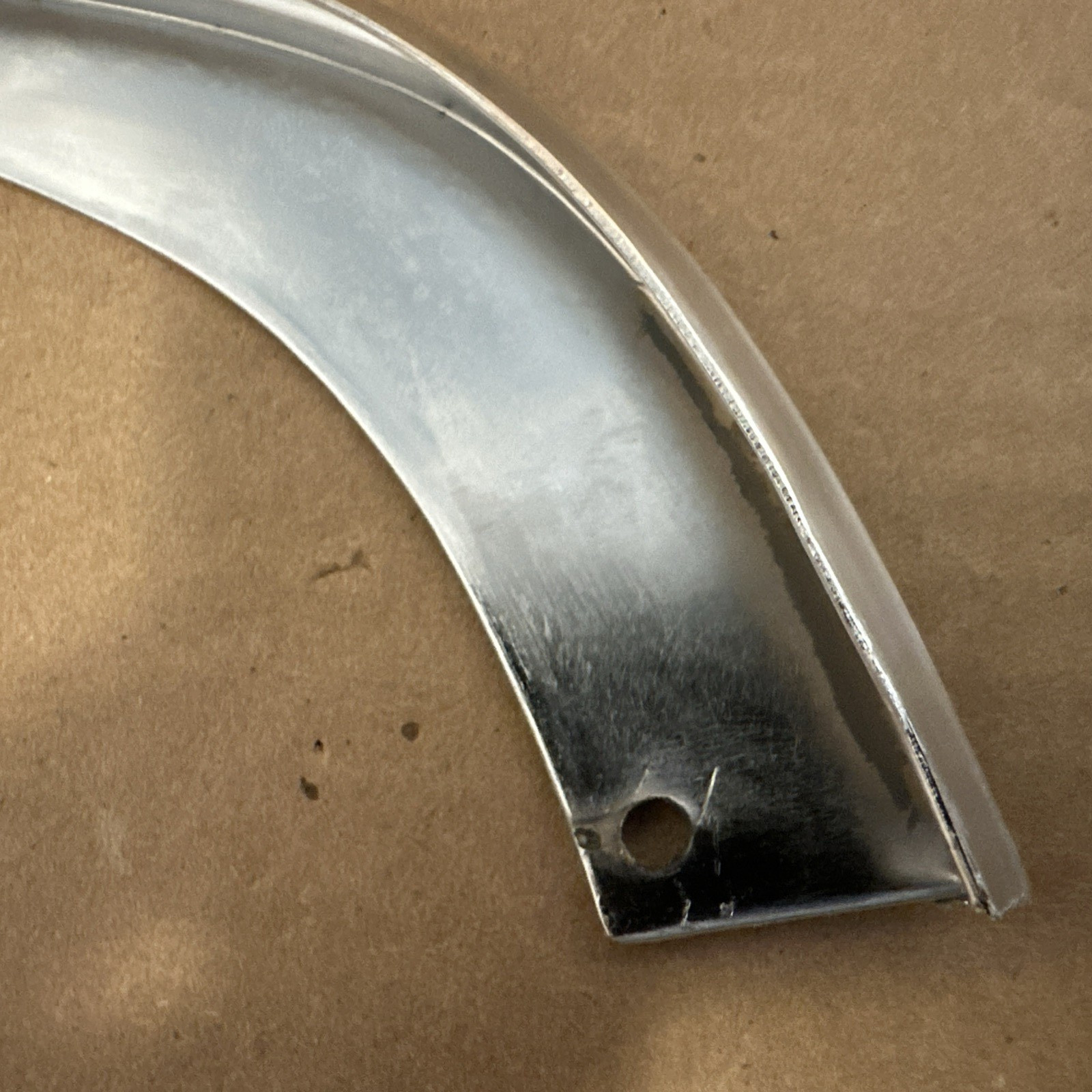 NOS 1973? 1974? Oldsmobile Left Side Chrome Bezel Molding OEM GM 231519 / 412031