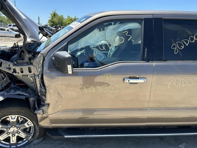 F150 2021 Cowl Vent Panel 104574245