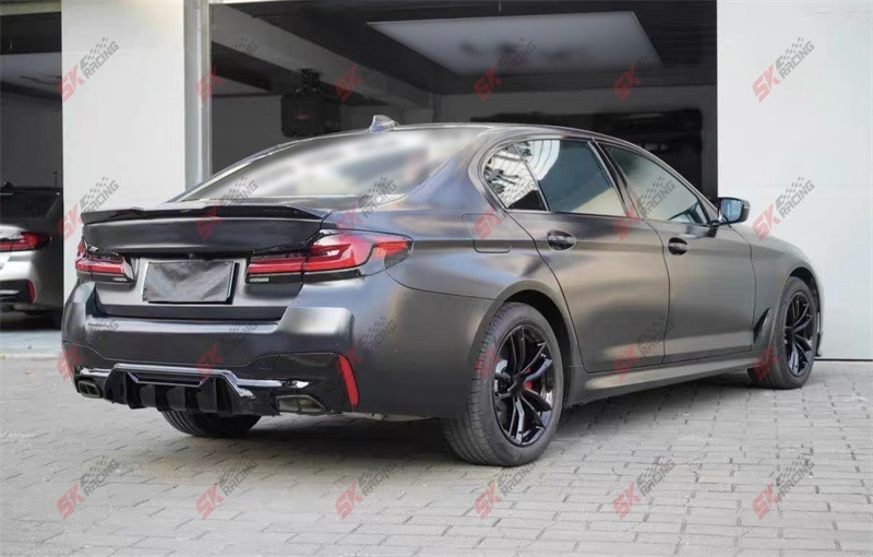Glossy Black/Carbon Fiber Fits BMW 5 Series M5 520i 530i 540i Rear Spoiler Wing