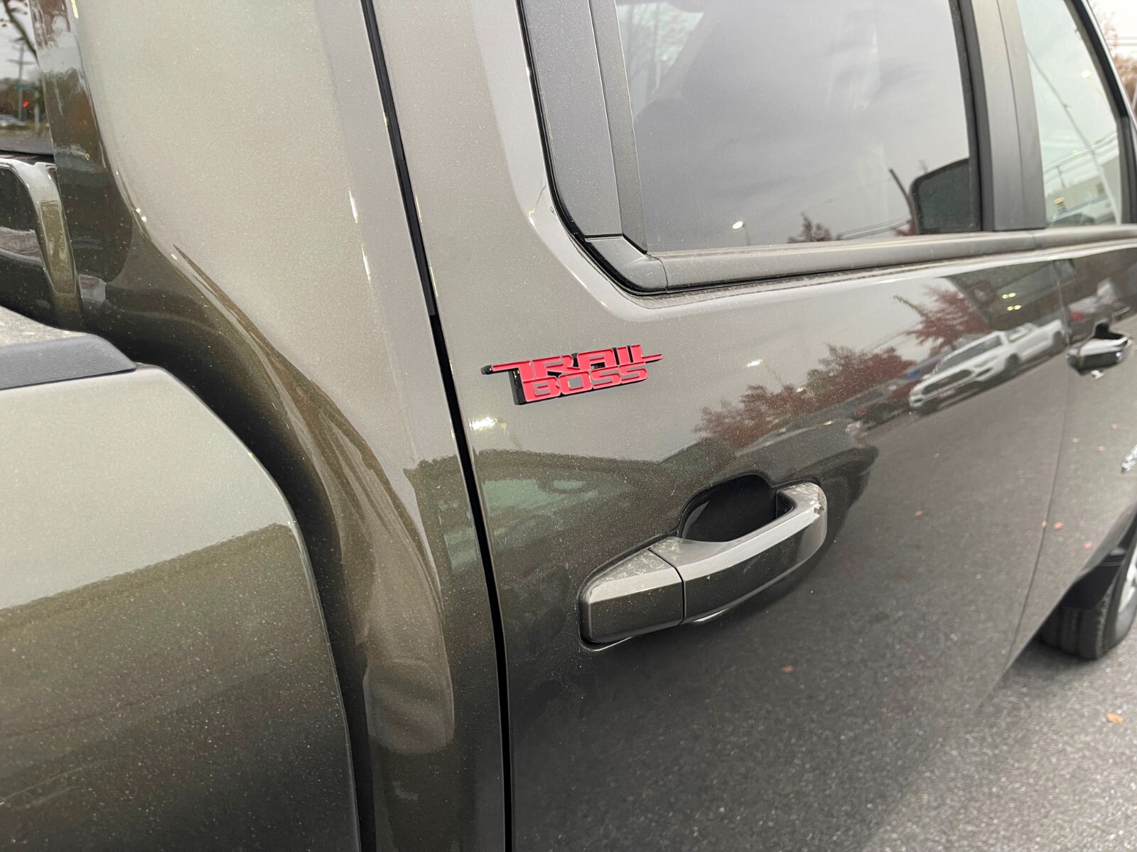 2019-2024 for Chevrolet Silverado 1500 Trail boss Grille Bed Emblem Red x1