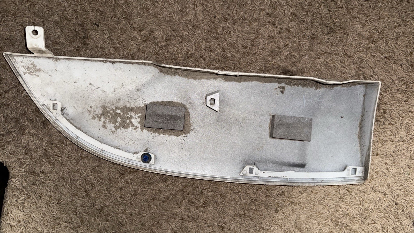 2003-2005 Toyota 4Runner Rear Right Passenger Side Quarter Flare Molding OEM