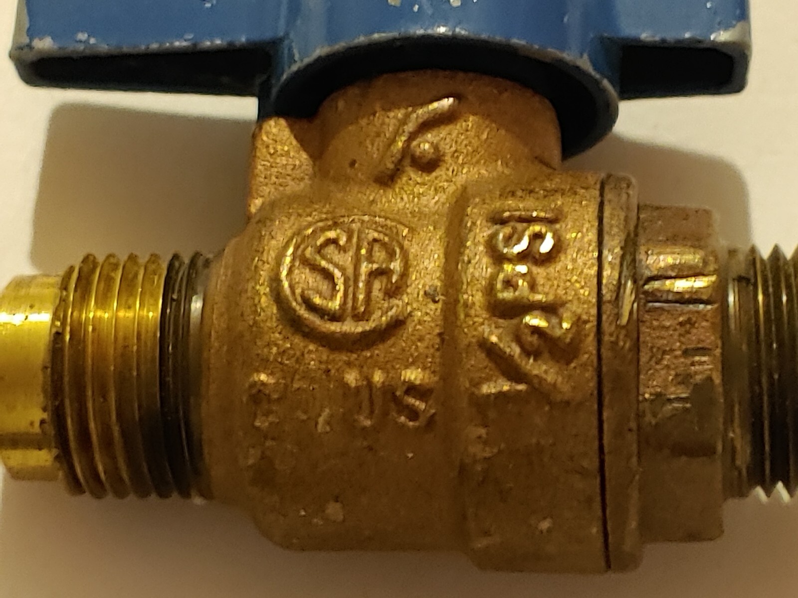 VINTAGE BRASS SHUTOFF VALVE – LOT ( 4 ) as shown – un tested